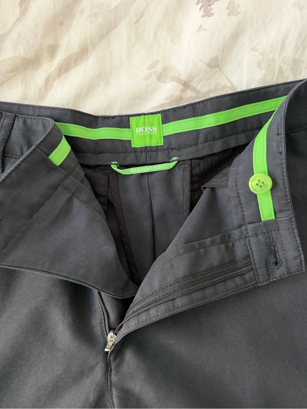 HUGO BOSS Hitch Shorts Black Size 36 R Regular Fit Green Label Chino Stretch